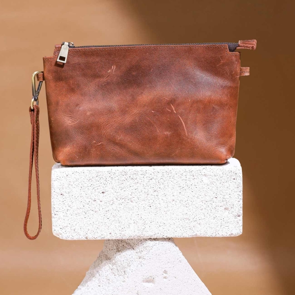 Mistral Leather Crossbody Bag - Large