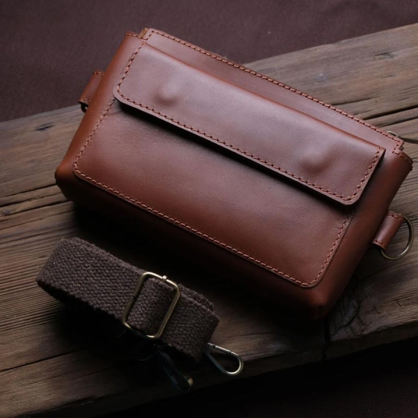 Everday Sling Bag - Chestnut